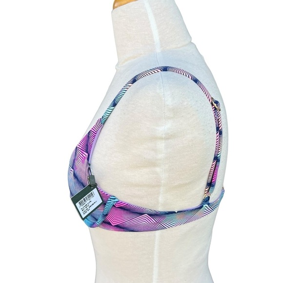 DESPI Brazilian Swimwear Plunge Cups Bikini Top Geometric Multicolor Small NWT - Picture 3 of 9